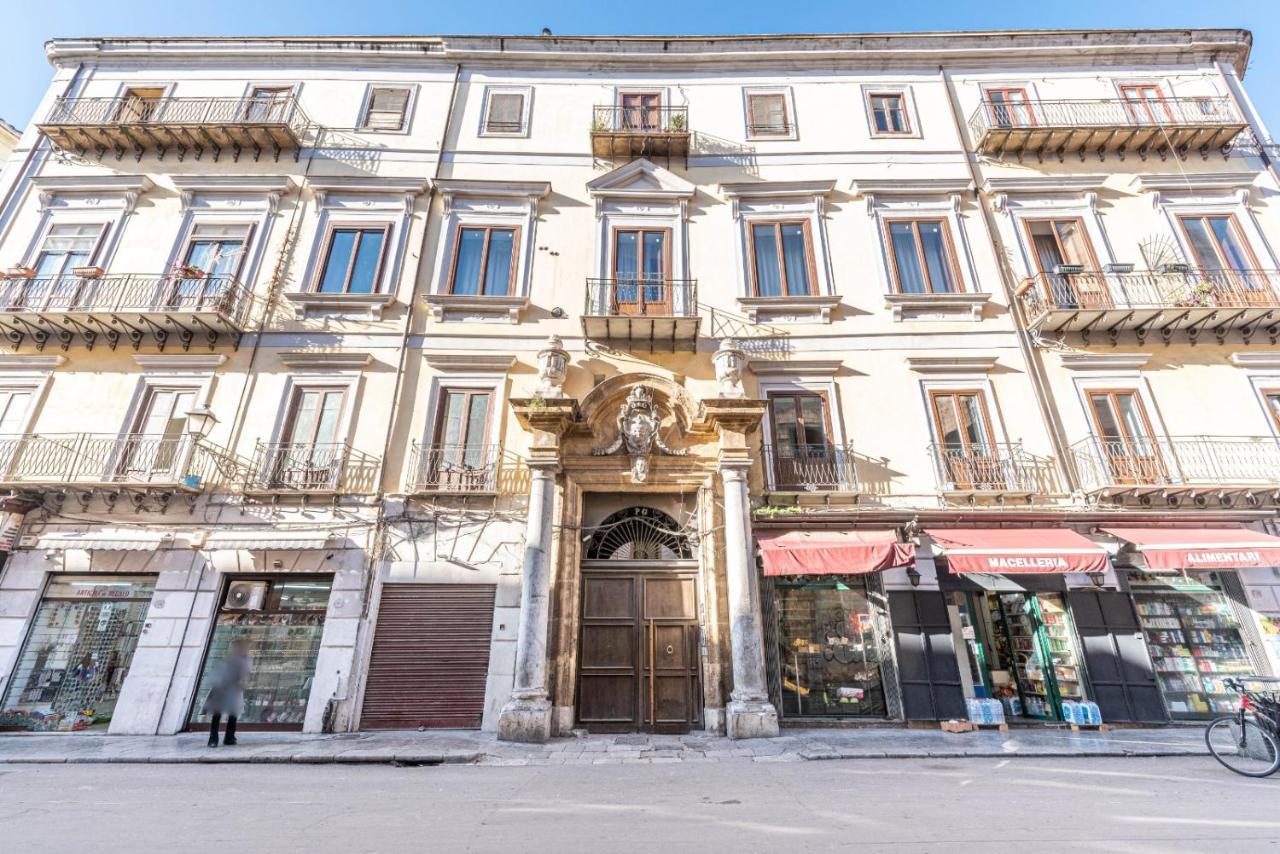 Le Radici Casa Vacanze Palermo Exterior photo